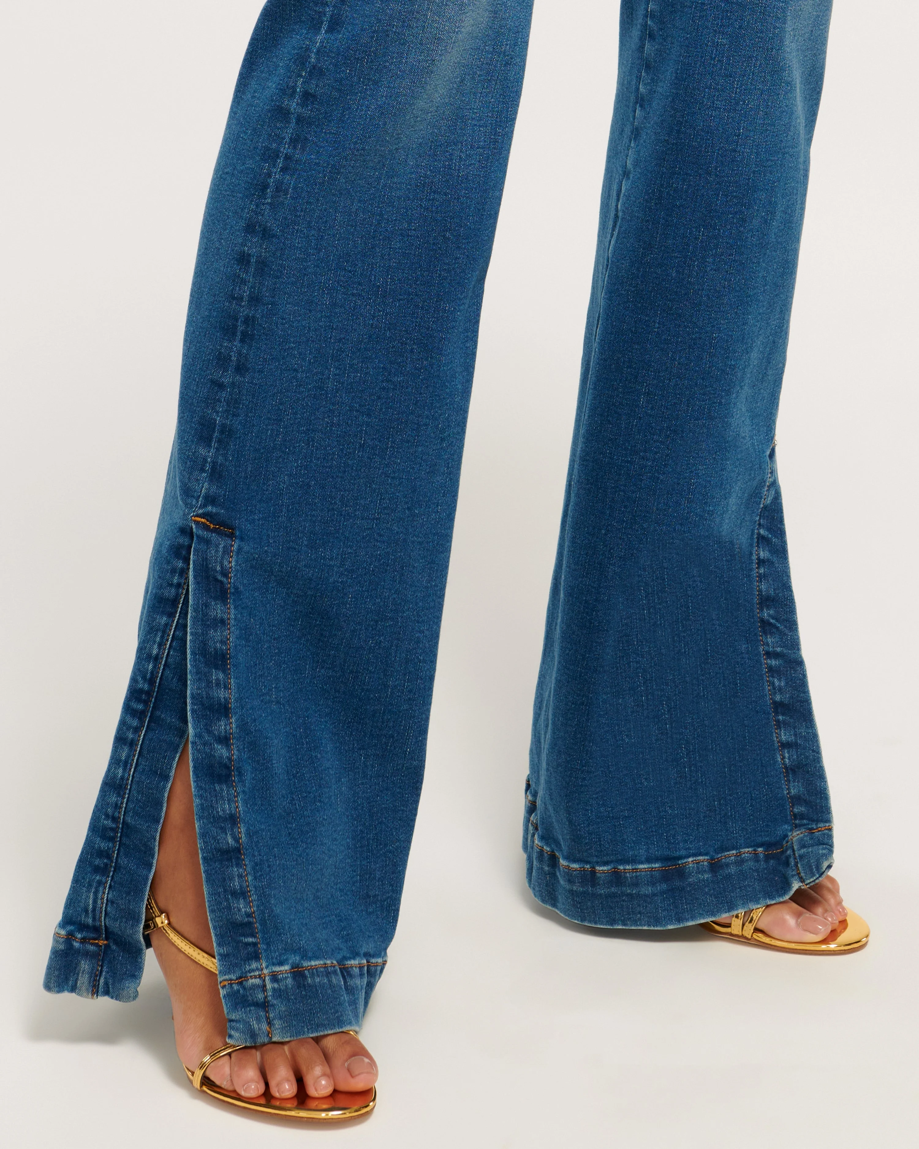 Tyra Contrast Mid-Rise Flare Jean - Image 11